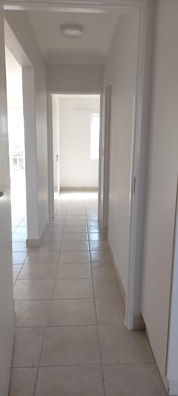 To Let 2 Bedroom Property for Rent in Maitland Western Cape